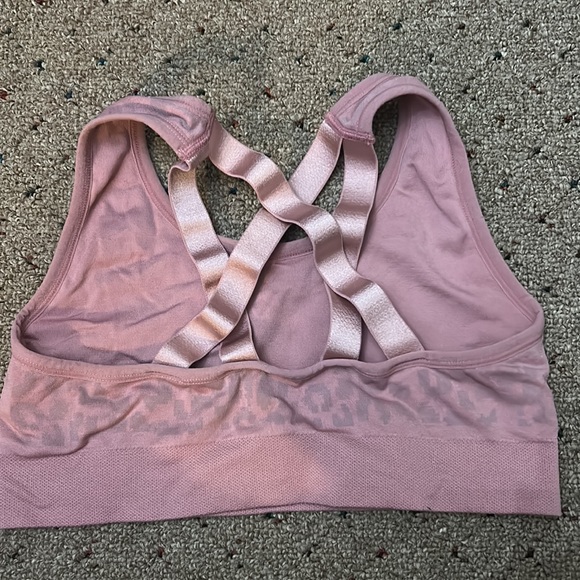 Puma sports bra - Picture 2 of 2